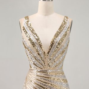Sparkly Golden V-Neck Bodycon Homecoming Dress - Image 6