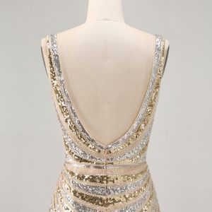 Sparkly Golden V-Neck Bodycon Homecoming Dress - Image 7