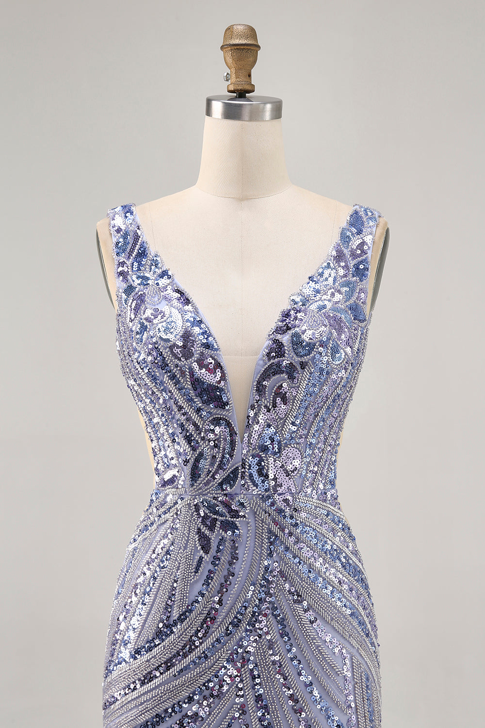 Sparkly Lilac V-Neck Bodycon Homecoming Dress - Image 4